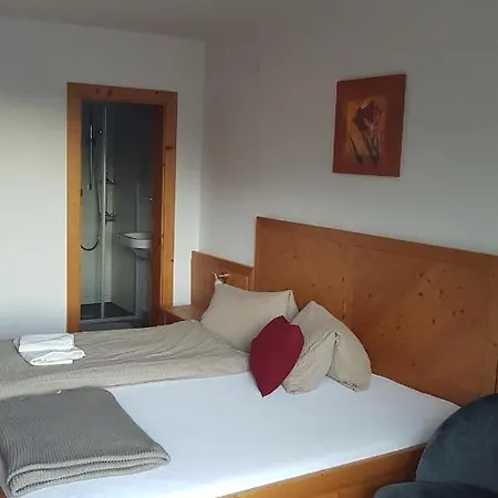 Und Panoramastellplatz Friedburg Hotel 3*